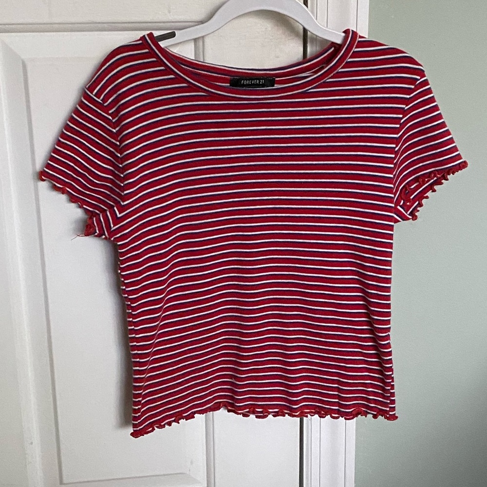 Forever 21 cropped tee